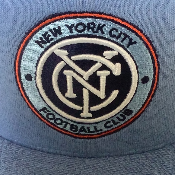 New York City Football Club NYCFC Blue White Mitchell & Ness snap back hat - Picture 2 of 12